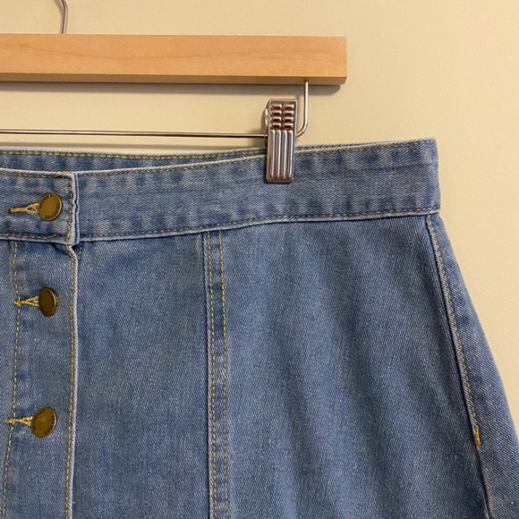 SOLD 🚫 SHEIN skirt ✨ - Picture 2 of 6